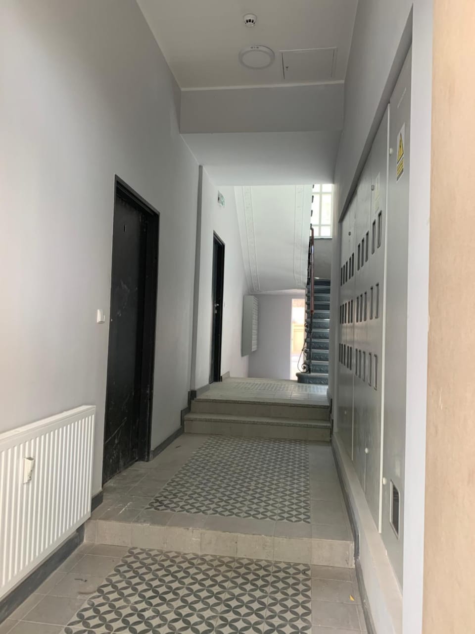 Facade/entrance, Floor plan, On site