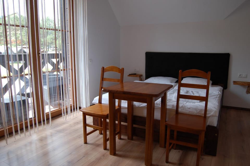Cisna Chata - Bieszczady Bed and Breakfast in Slovakia