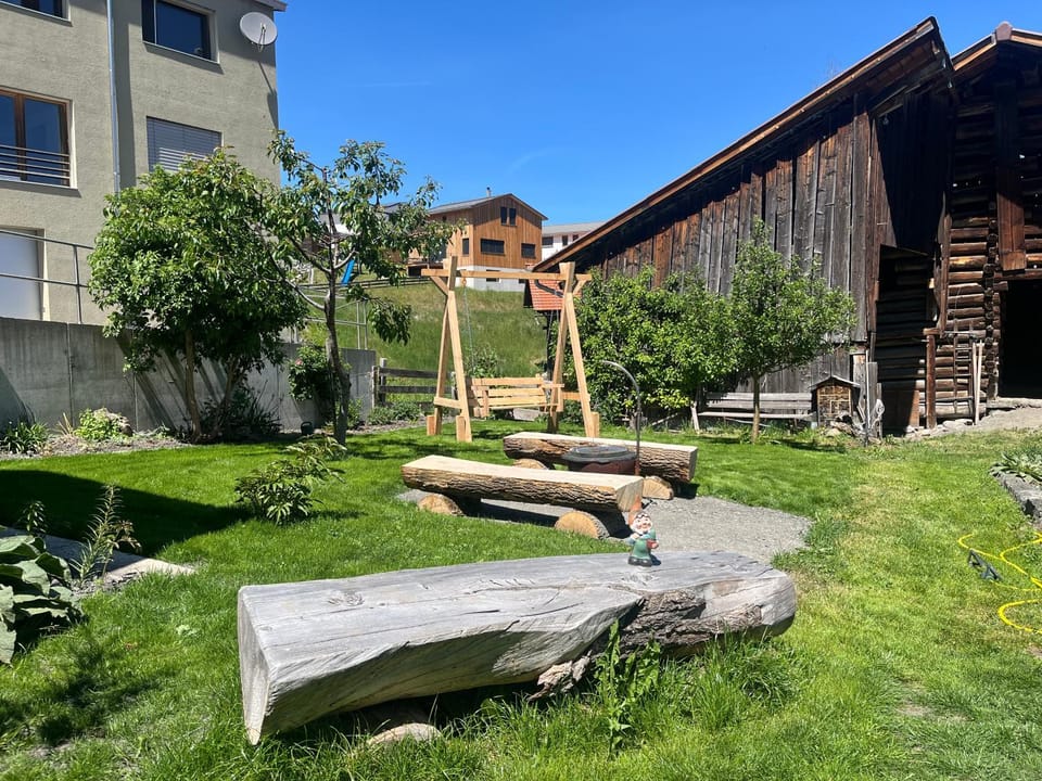ViVa B&B Urmein Bed and Breakfast in Canton of Grisons
