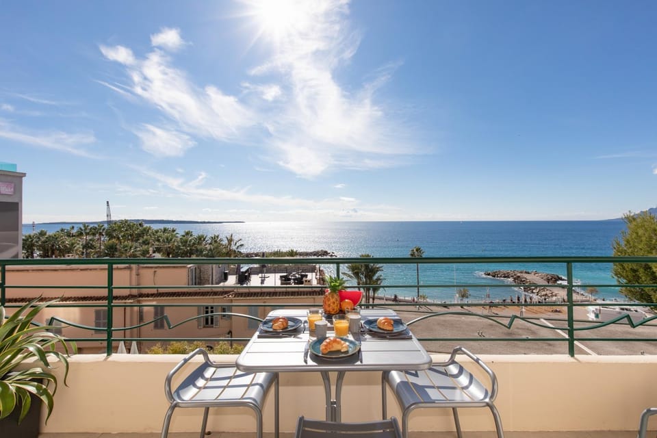 Balcony/Terrace, Beach, Sea view