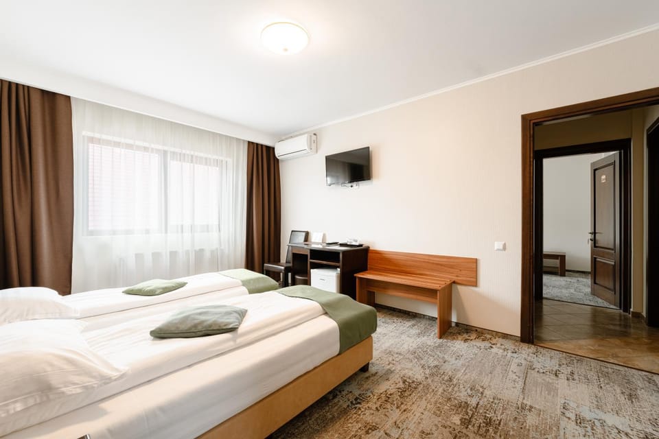 Curtea Bizantina Bed and Breakfast in Romania