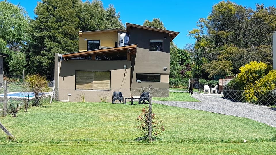 Casa Barrio Acantilados proxima al mar House in Mar del Plata