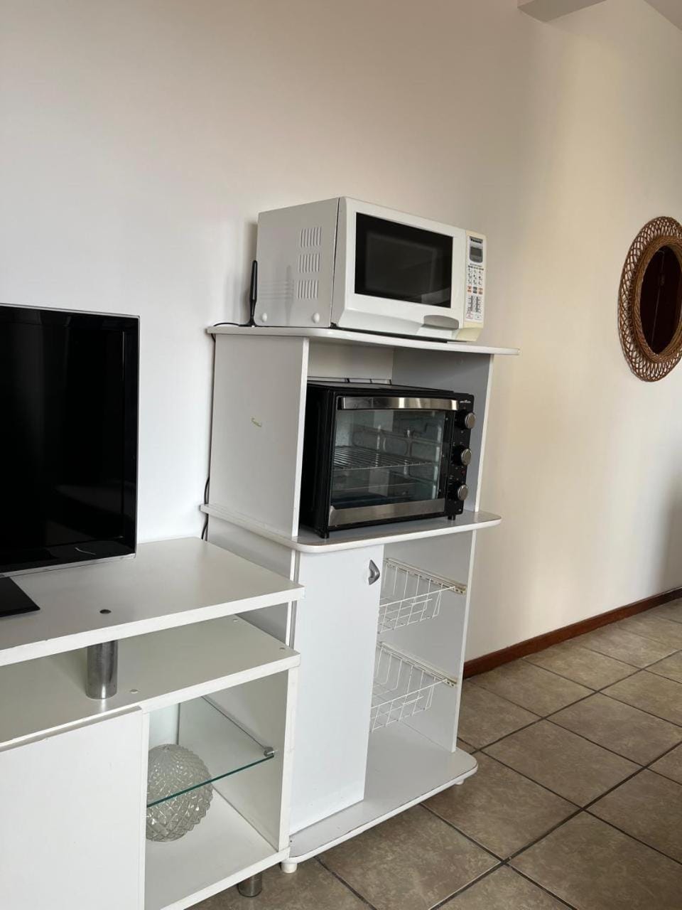 TV and multimedia, oven