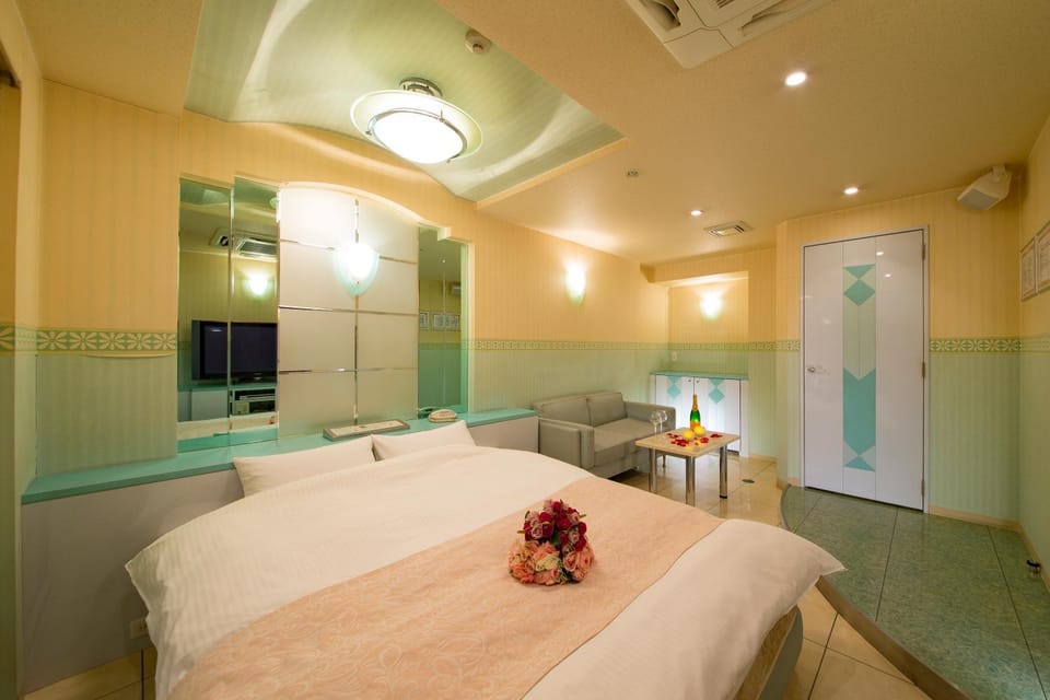 Living room, Bedroom