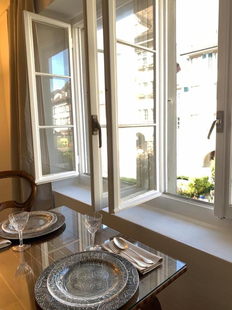 Dining area, Garden view, Landmark view, Quiet street view