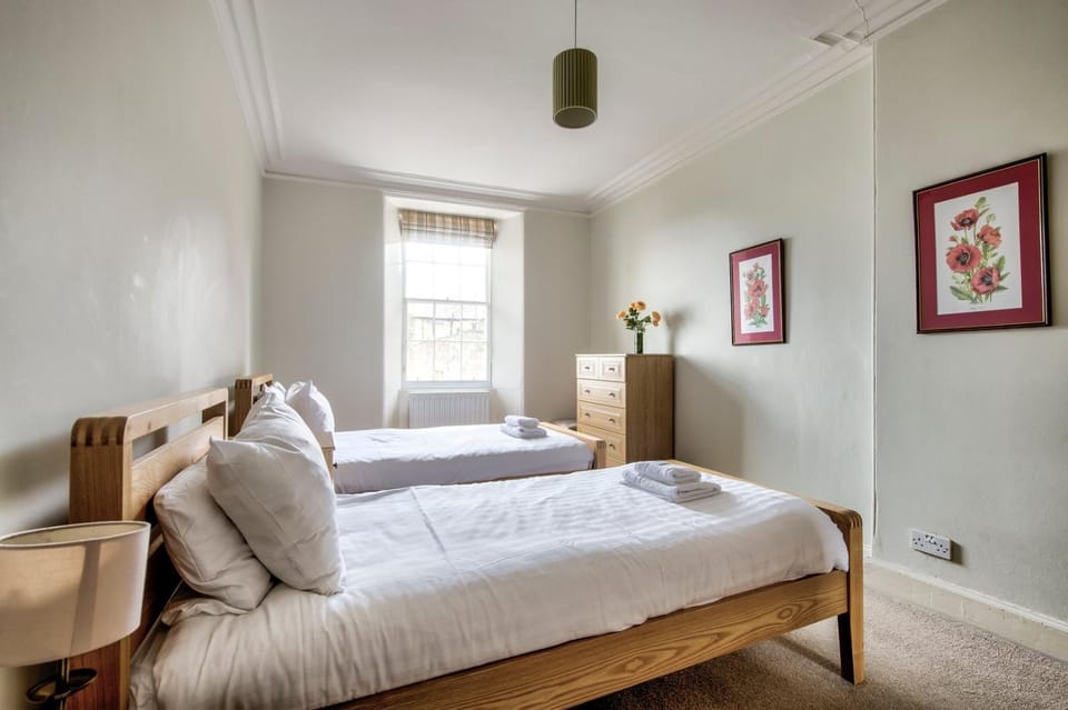 GuestReady - Charming Home in Old Town Apartment in Edinburgh