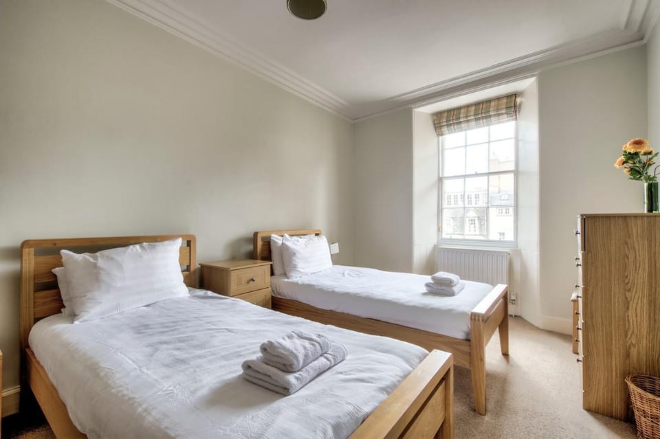 GuestReady - Charming Home in Old Town Apartment in Edinburgh