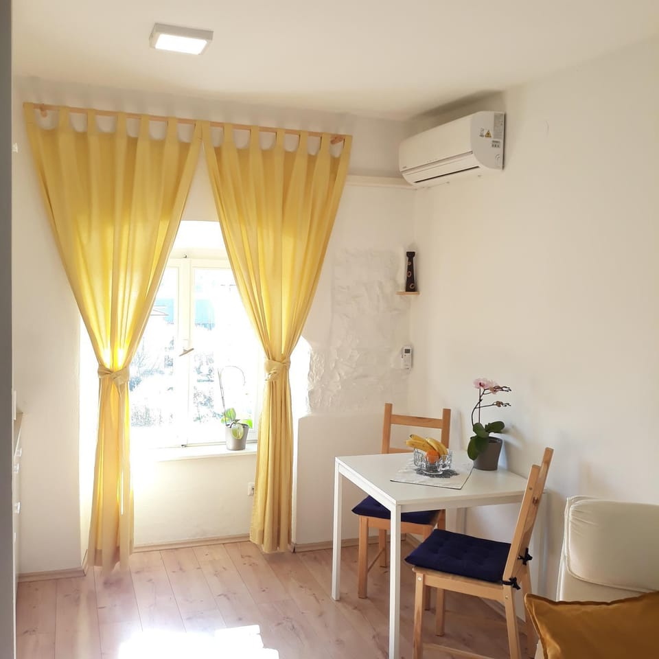 Dining area, air conditioner
