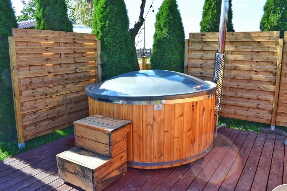 Spa and wellness centre/facilities, Area and facilities