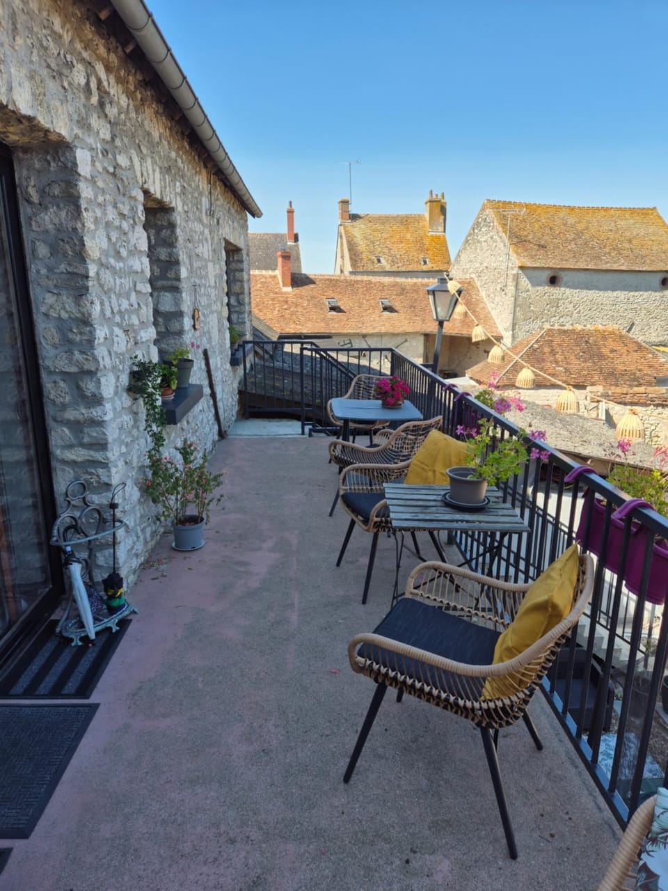 Property building, Balcony/Terrace