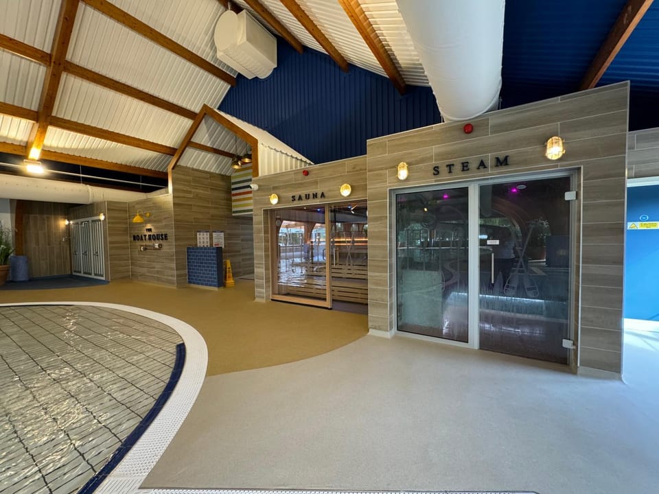 Cottontail Lodge - Hot tub - Pet Friendly House in Cotswold District