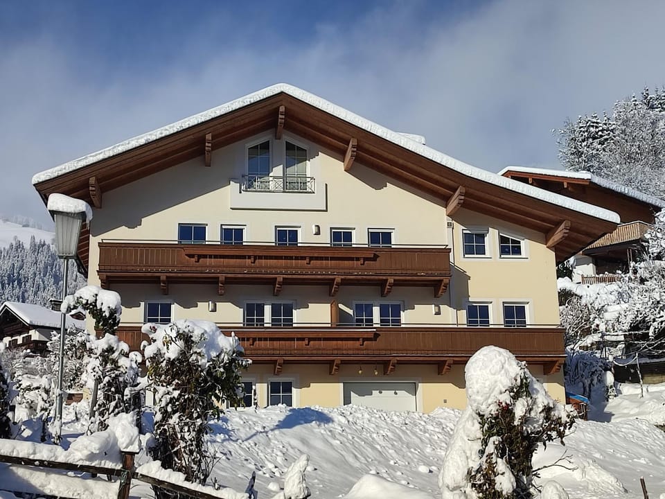 Property building, Winter