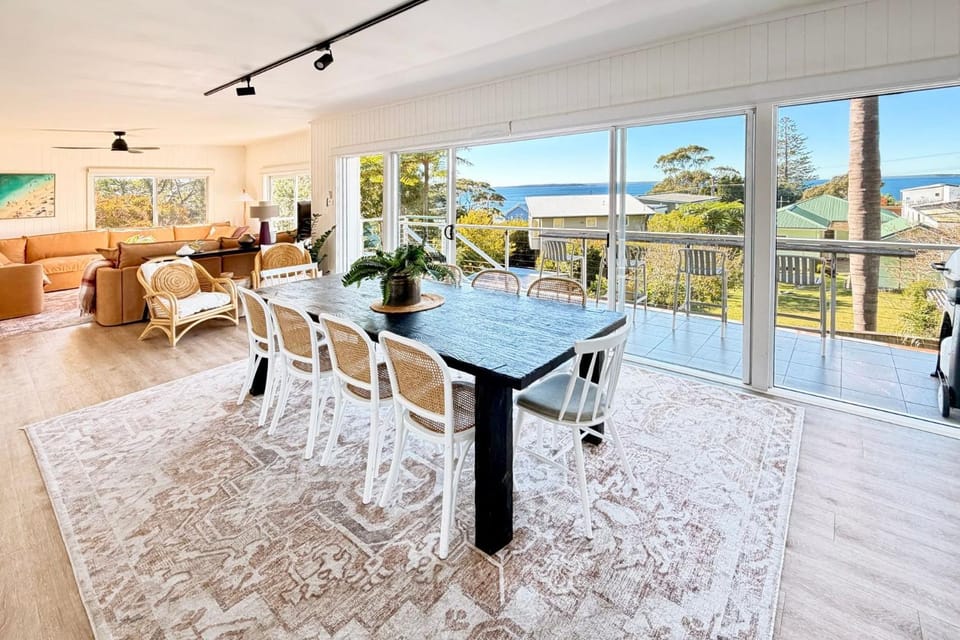 Akora House at Hyams Beach House in Vincentia