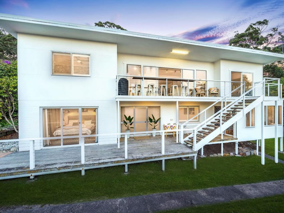Akora House at Hyams Beach House in Vincentia