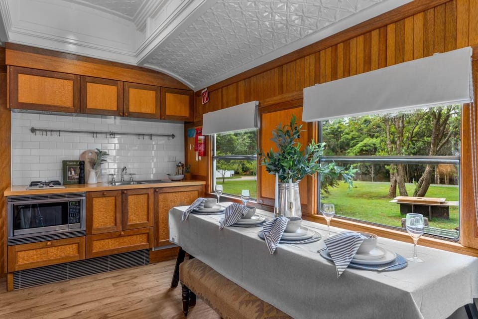 Angas Carriage, Alpine, Southern Highlands House in Alpine