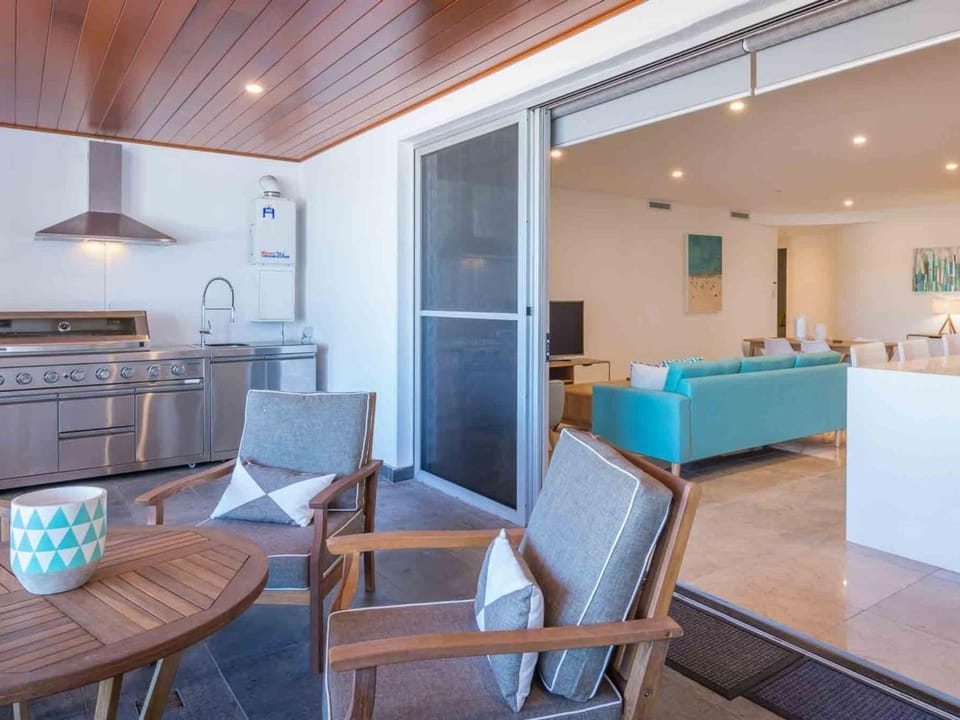 Blue Waves Kiama House in Kiama