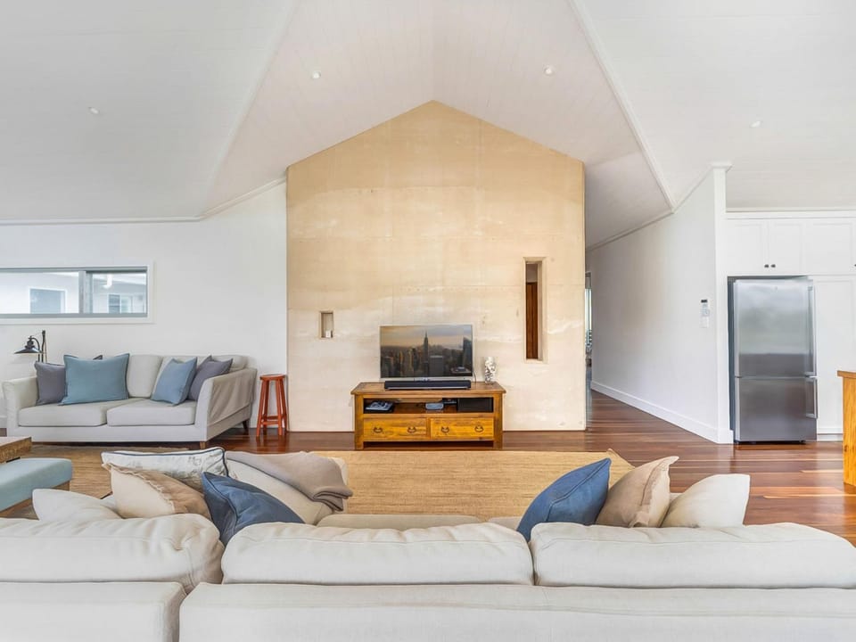 Coast at Hyams Beach House in Vincentia
