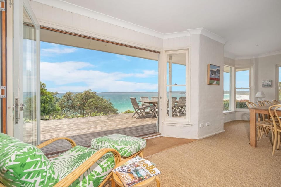 Elandra Hyams Beach House in New South Wales