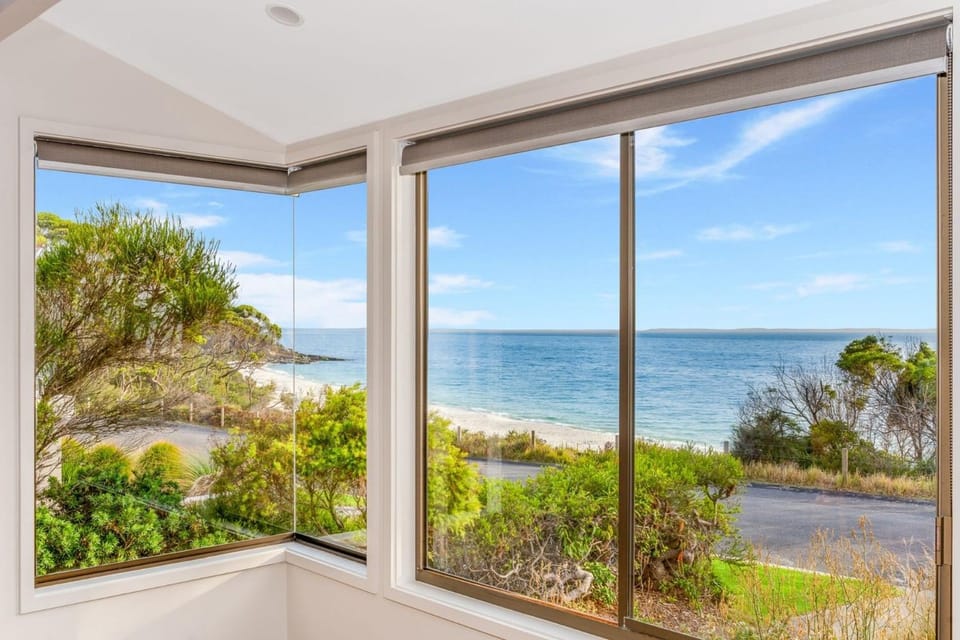 Chinamans at Hyams Beach House in Vincentia