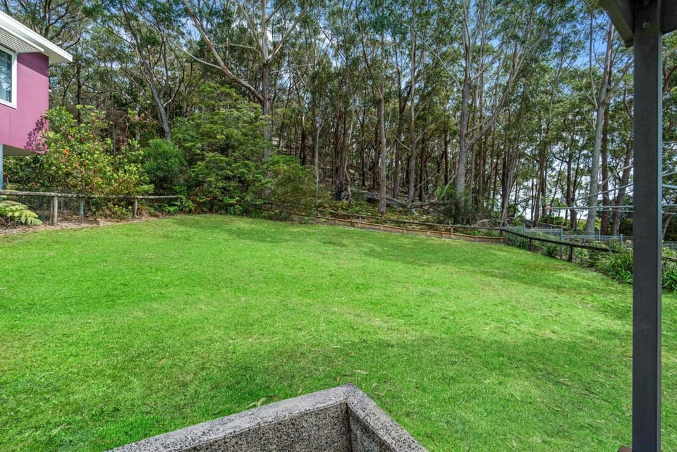 Sandlines at Hyams Beach House in Vincentia
