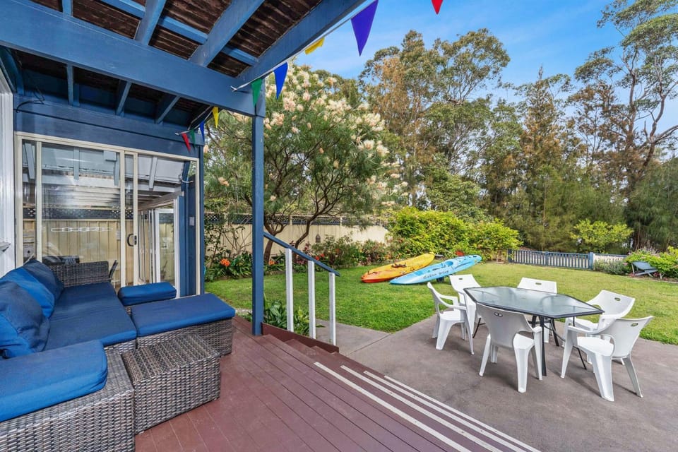 Lakeside Sorrento Sanctuary Point House in Saint Georges Basin