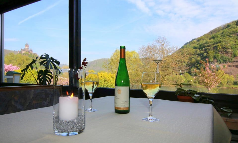 Restaurant/places to eat, Alcoholic drinks