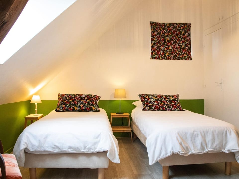 Gîte paisible pour 6 pers. près du zoo de la Flèche, avec jardin, barbecue et WiFi - FR-1-410-126 House in Pays de la Loire