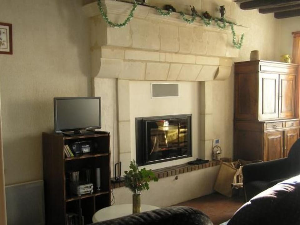 Gîte calme avec piscine chauffée, cheminée, salle de jeux et vélos - parfait pour familles et amis - FR-1-410-141 House in Pays de la Loire