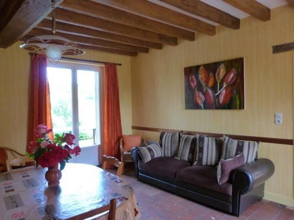 Maison de charme en pierres, 5 chambres, jardin clos, terrasse, calme, ping-pong, proche loisirs. - FR-1-410-150 House in Pays de la Loire
