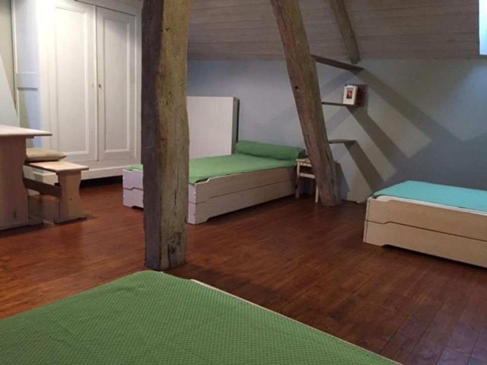 Charme du XVIIe avec grand terrain clos, dépendances restaurées, jardin, garage fermé et équipements divers - FR-1-410-157 House in Pays de la Loire