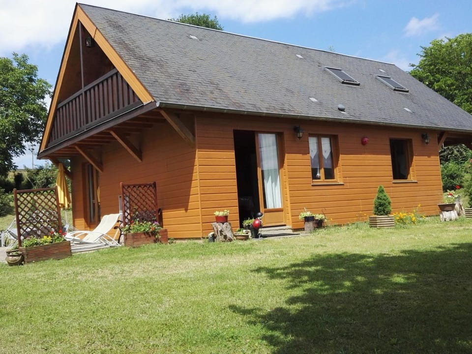 Maison en bois avec jardin, idéal randonnée, fibre haut débit, équipements bébé près du Mans et Tours - FR-1-410-195 House in Pays de la Loire