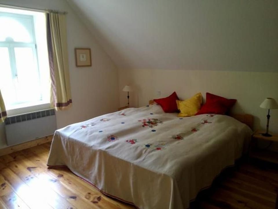 Gîte familial & authentique avec jardin arboré, entre Angers & Le Mans, idéal visites & détente - FR-1-410-208 House in Pays de la Loire