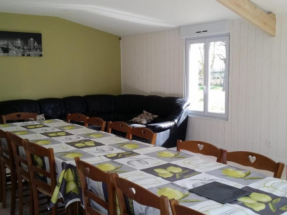 Gîte de charme Alpes Mancelles: confort, nature, activités plein air, 50% remise canoë-kayak - FR-1-410-224 House in Pays de la Loire