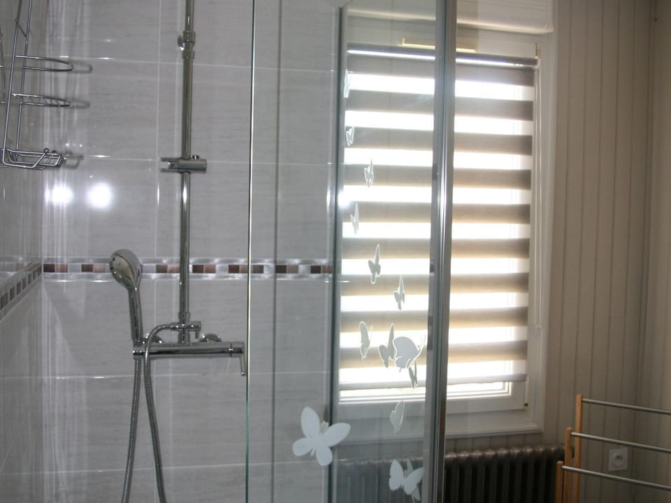 Maison confortable avec jardin, proche centre-ville et circuit 24h du Mans - FR-1-410-271 House in Le Mans