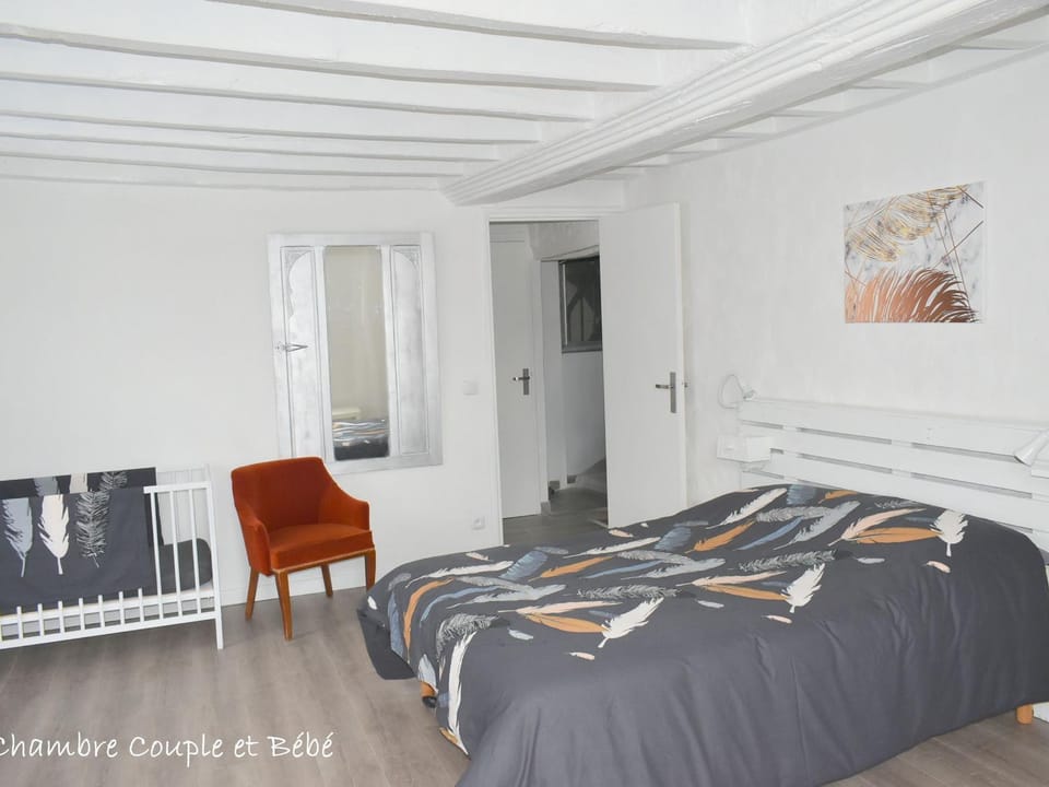 Grande maison familiale avec jardin, terrasse et équipements de loisirs, proche forêt de la Charnie - FR-1-410-297 House in Pays de la Loire