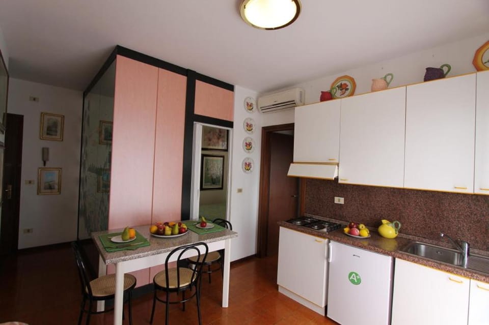 RESIDENCE VALBELLA con PISCINA Apartment in Bibione