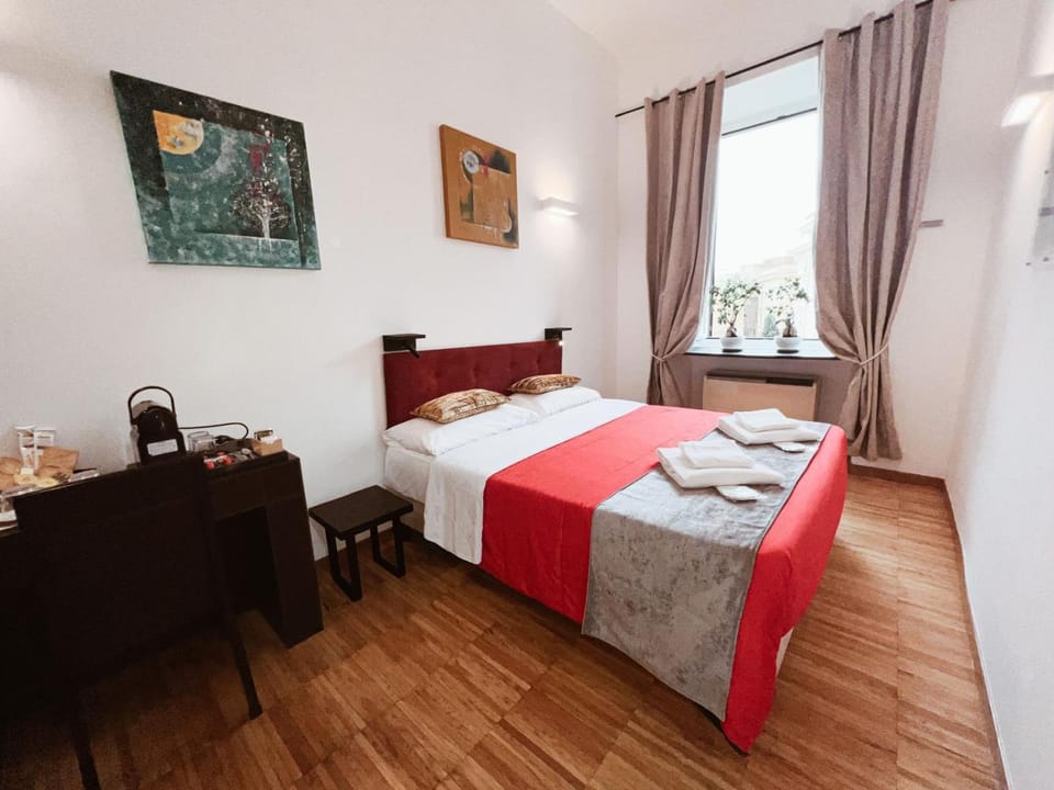 Guest House della Valle Roma Bed and Breakfast in Rome