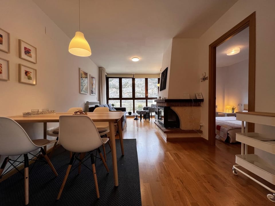 Living room, Seating area, Dining area