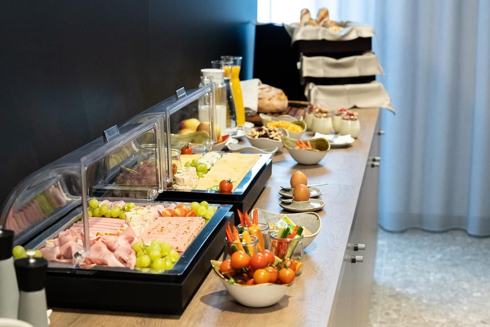 Buffet breakfast