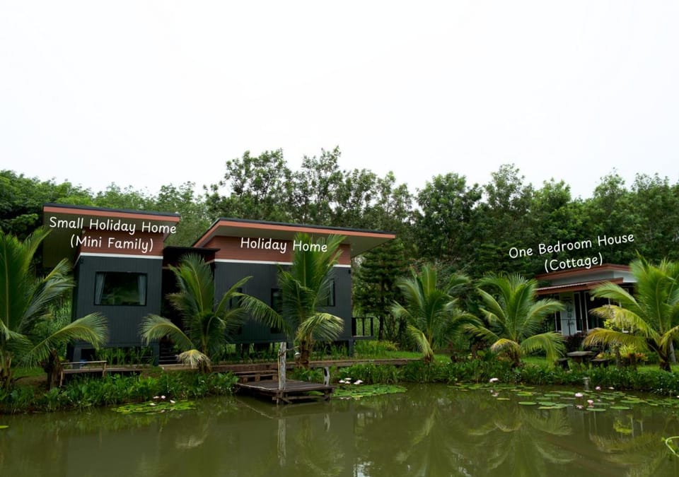 Property building, Pool view, Pool view