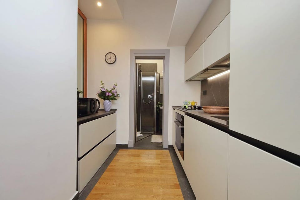 Kitchen or kitchenette, oven, stove