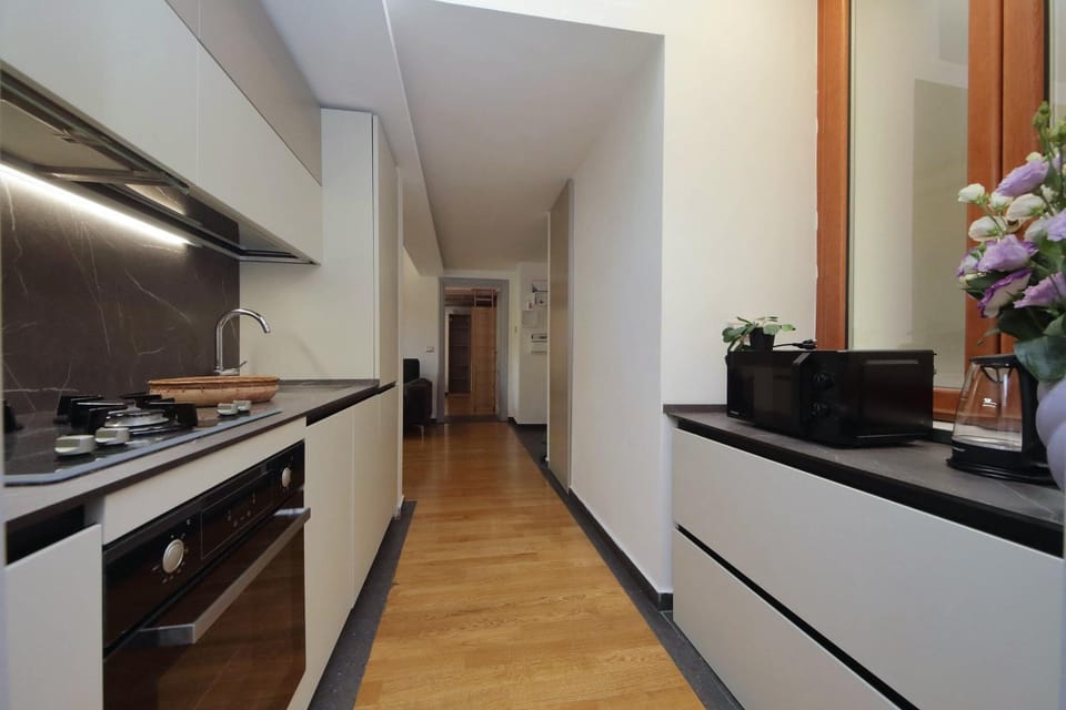 Kitchen or kitchenette, oven, stove