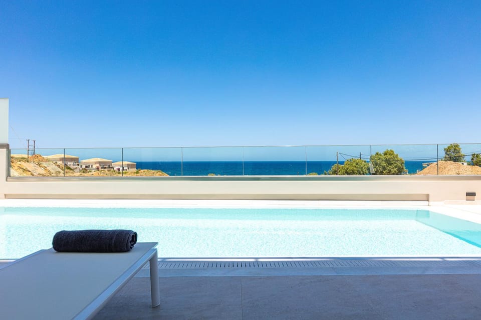 Patio, Sea view, Swimming pool