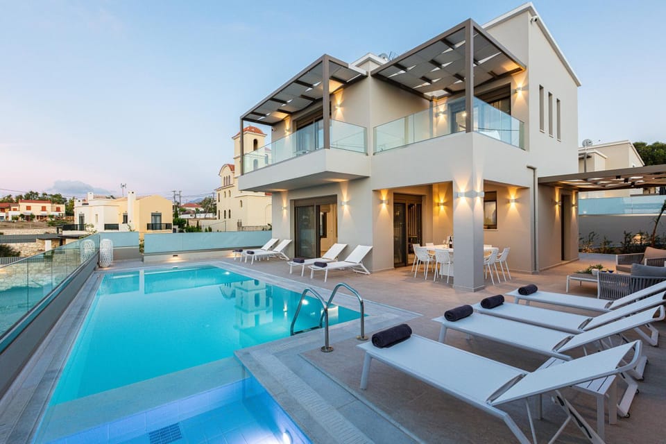 Patio, Swimming pool