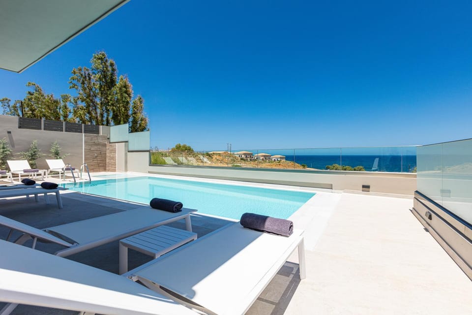 Patio, Swimming pool