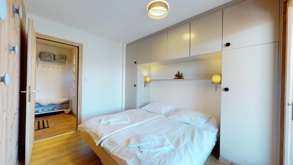 Cozy apartment in Veysonnaz, close to the slopes of the 4 Valleys Apartment in Sion