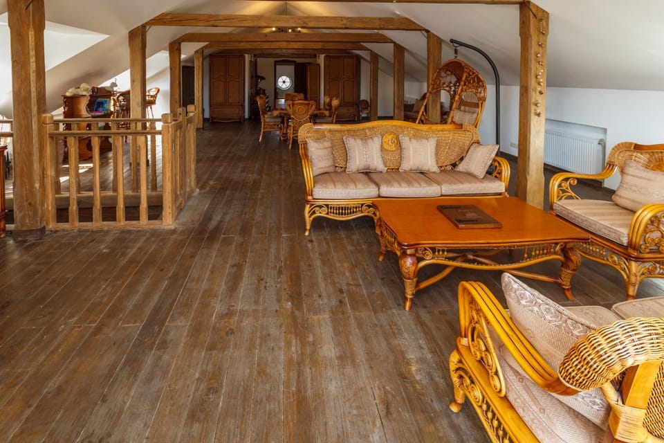 Living room, Photo of the whole room, Seating area, Dining area