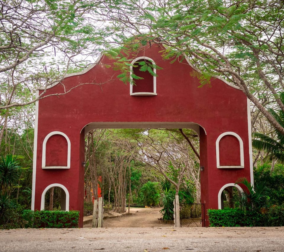 Facade/entrance, Day, Natural landscape