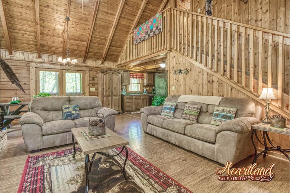 Cozy Den Chalet in Sevier County
