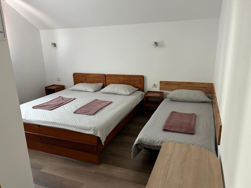 Pensiunea Giulia Home Bed and Breakfast in Cluj-Napoca